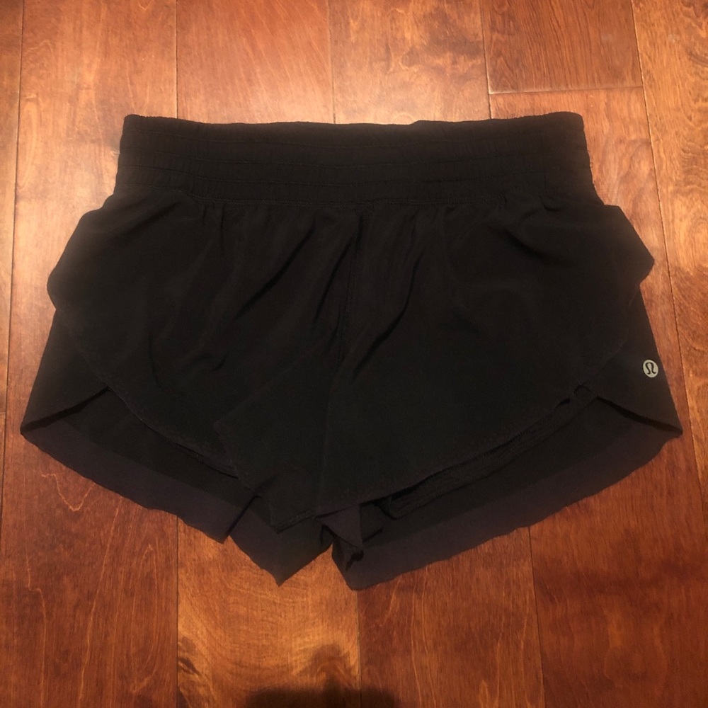 Lululemon shorts !!